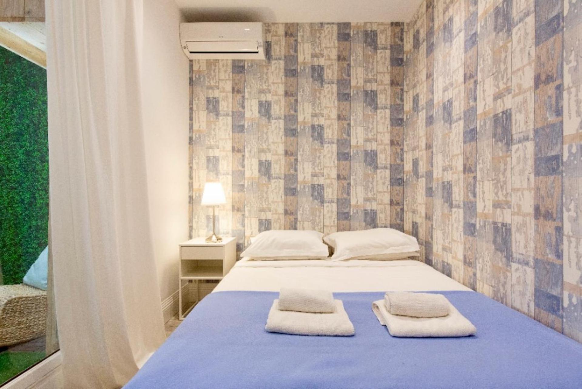 Hut * Oasis With Private Patio 10 Min To Palais & Beaches * Pet Friendly Appartement